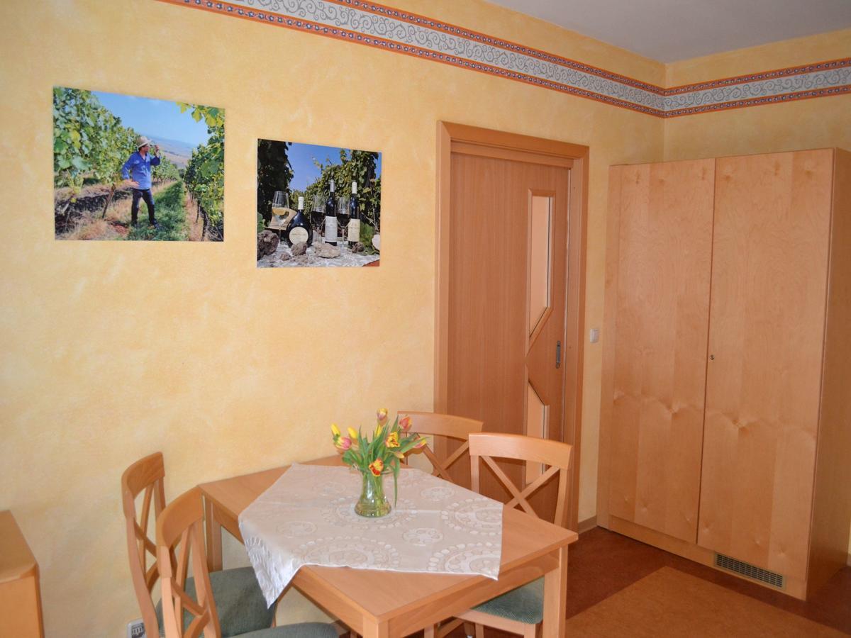 Hotel-Gasthof Rotes Ross Markt Einersheim Екстер'єр фото